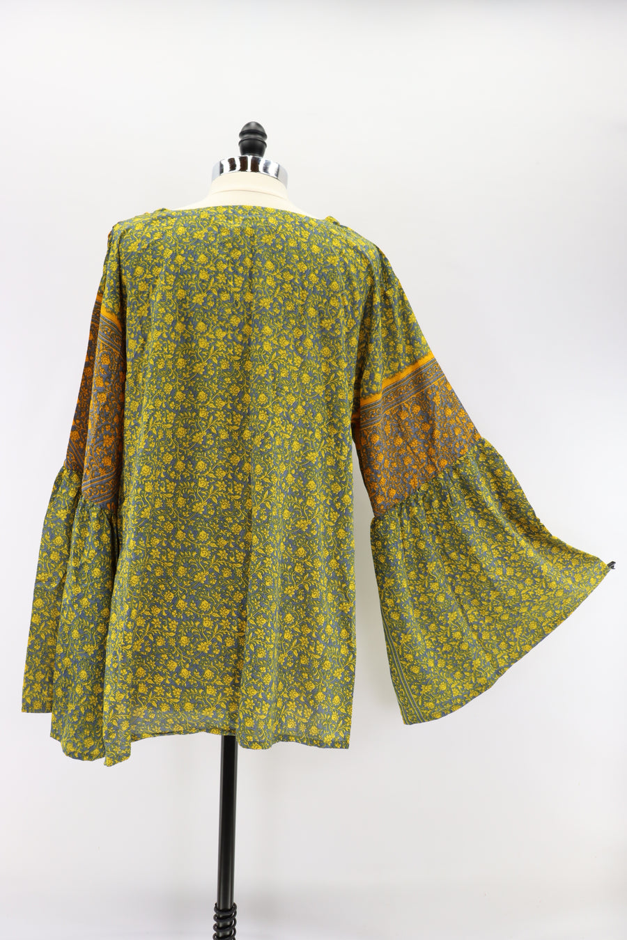 Butterfly Blouse L 1649