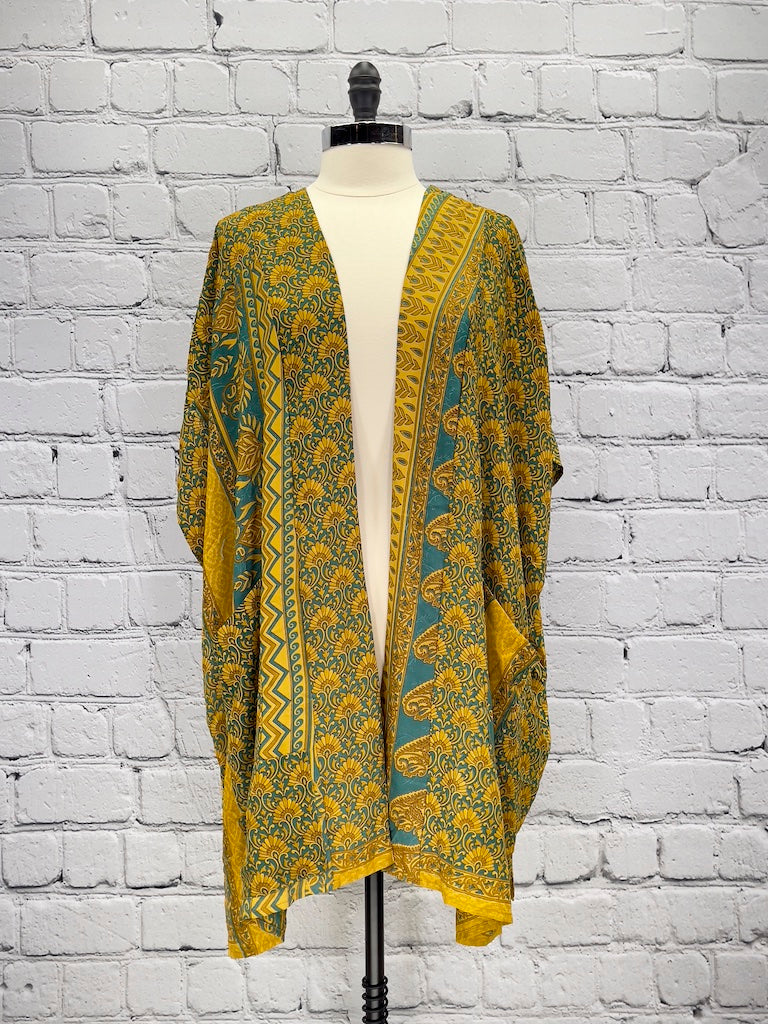 Sunshine Short Kimono 0578